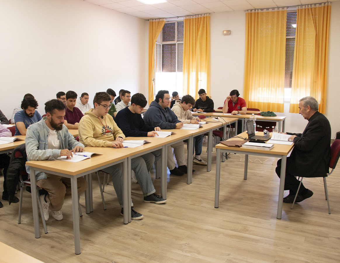 Más de veinte jóvenes en el encuentro vocacional