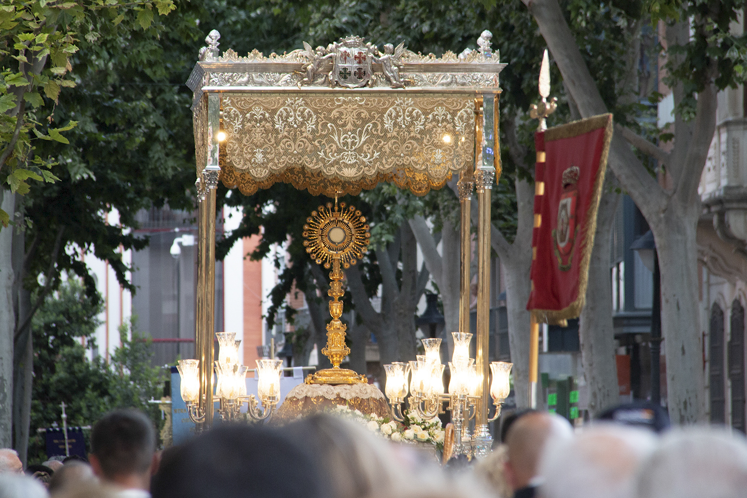 «La eucaristía es el sacramento del amor»